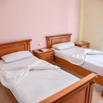 Double Room In Hotel Geraldo